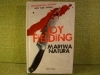MARTWA NATURA ; JOY FIELDING